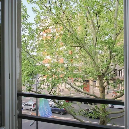 Centre - Beautiful With Character Appartement