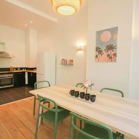 Centre - Beautiful With Character Appartement Rijsel